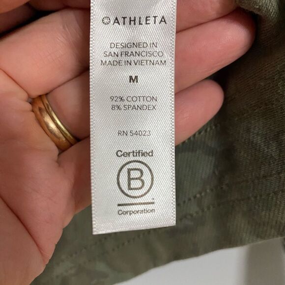 Athleta Farallon Camo Cropped Hoodie Women Size M - Picture 7 of 10